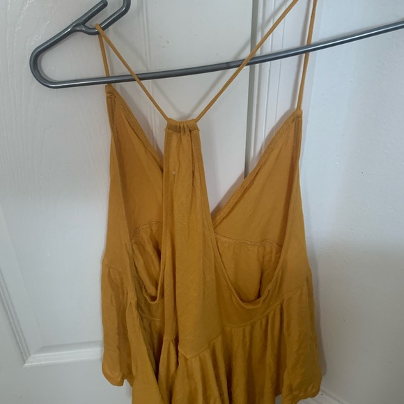 Top - Picture 2 of 2